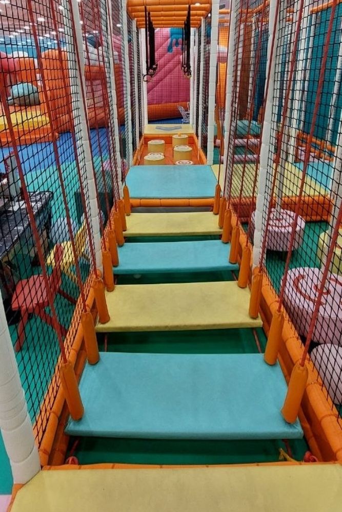 area halang rintang jembatan bergoyang kids box jumbo by kidzoona di ciwalk bandung