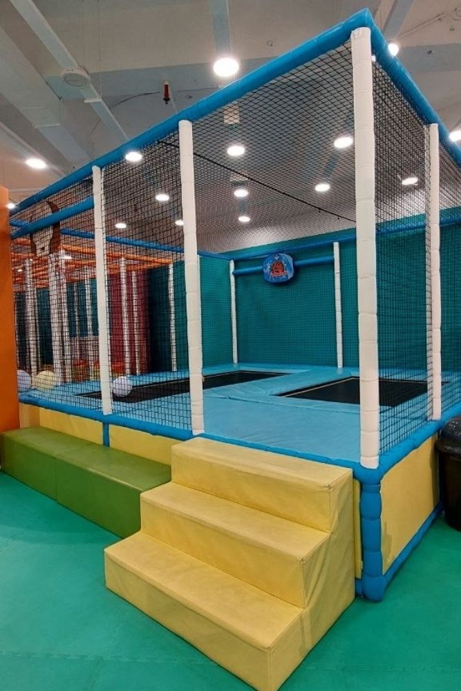 area bermain trampoline kids box jumbo by kidzoona di ciwalk bandung