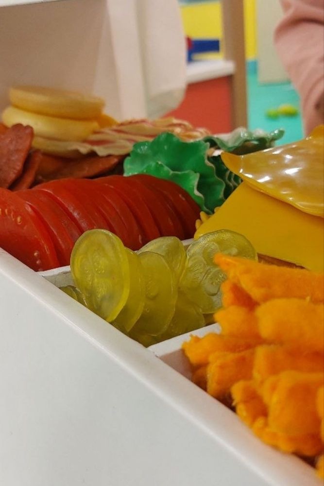 condiment burger di area pretendplay burger shop